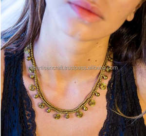 Collar de latón estilo bohemio para mujer Diseño elegante de artesanía de metal inspirado en Anthropologie - Product Image 3