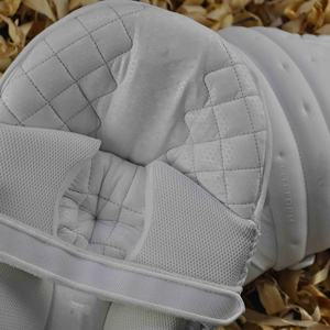 Almohadillas de Bateo de Cricket Personalizadas, Ligeras y de Alta Calidad para Clubes - Product Image 3