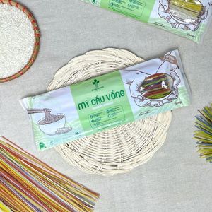 Fideos de Arroz Arcoíris Diseñados con Tonos Naturales que Crean una Presentación Atractiva Mientras Mantienen la Forma de los Fideos - Product Image 2