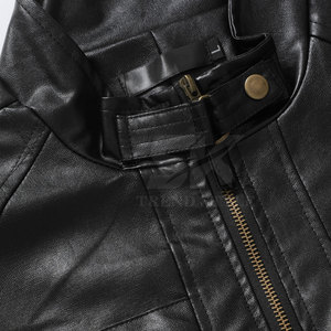 เสื้อแจ็คเก็ตหนังพ่นสีสำหรับผู้ชายขายดี ดีไซน์โดดเด่น เสื้อแจ็คเก็ตฤดูหนาวสำหรับผู้ชาย น้ำหนักเบา ระบายอากาศได้ดี เสื้อแจ็คเก็ตหนังพ่นสี - Product Image 3