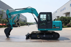 Excavatrice d'occasion robuste de 3000 kg avec châssis en acier et bras hydraulique renforcé pour le défrichement de sites industriels - Product Image 5