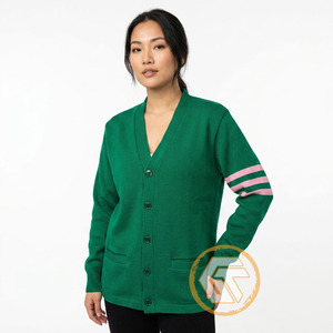 Alpha personnalisé |   Cardigans grecs décontractés d'hiver pour femmes, brodés en acrylique Kapa, avec appliques, boutonnés, de haute qualité - Product Image 3
