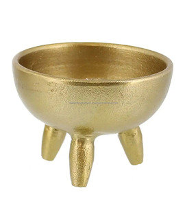 Bougie en laiton/porte-encens Bougeoir conique floral en métal Vaisselle bougie et porte-encens en noir, argent et laiton - Product Image 5