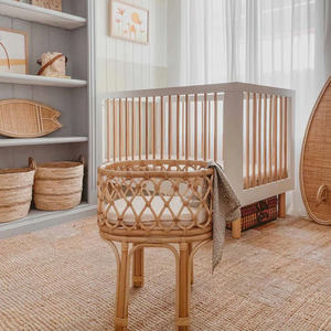 Berceau en rotin pour poupée, mini lit bébé en osier pour poupées, lit décoratif pour jouets, mini berceau en rotin naturel, meubles pour poupées faits à la main - Product Image 3