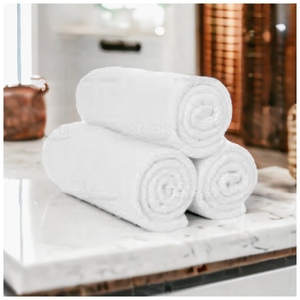 Toalla de Baño Ultra Absorbente y Ecológica, Tejida en Tery, 100% Algodón, Blanca, 550 GSM, Calidad Spa - Product Image 1