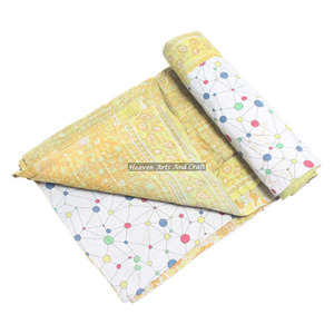 Vintage Kantha Handmade <b>Quilt</b> Blanket Indian Reversible Hand Stitched Heavy Throw Old Sari Blanket Patch Work Heavy 3 To 5 Layer - Product Image 1