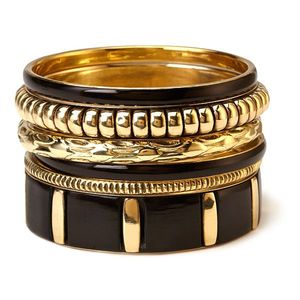 Bracelets ethniques en bois faits à la main de qualité supérieure, bijoux traditionnels pour femmes - Product Image 5