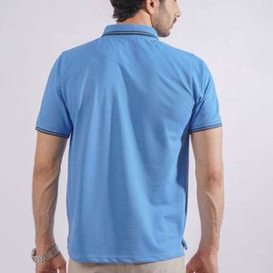 เสื้อโปโลแขนสั้นสีน้ำเงินล้วนสำหรับผู้ชาย ผ้าฝ้ายถัก สวมใส่สบาย ทรงปกติ เหมาะสำหรับฤดูร้อน - Product Image 5