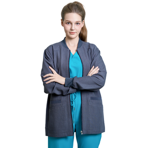 เสื้อแจ็กเก็ตการแพทย์ชุดยูนิฟอร์มสครับสำหรับผู้ชายและผู้หญิงคลินิกโรงพยาบาลผ้าฝ้ายการดูแลสุขภาพเครื่องแบบ FMF Saomai VN - Product Image 2