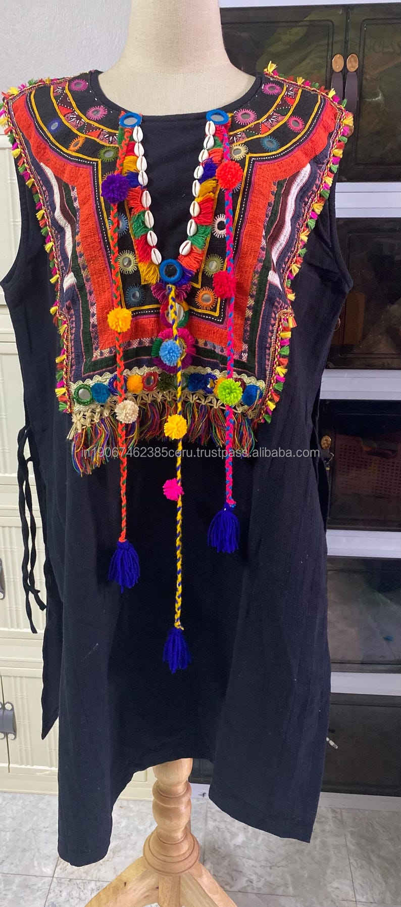 เช่นเดียวกับภาพ