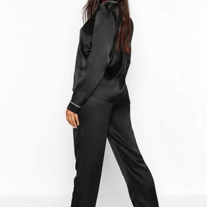 Conjunto de Pijamas para Mujer, Nuevo, OEM, Transpirable, Cómodo, de Seda Satén, Secado Rápido, Sostenible - Product Image 3