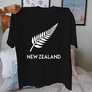 Silueta blanca de un helecho Camiseta de algodón puro Mujer ajuste cómodo - Product Image 1