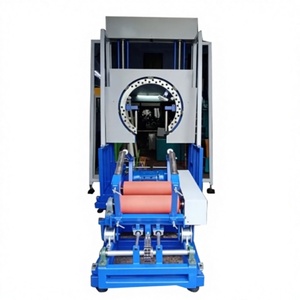 Machine d'emballage verticale à bobines avec emballage plastique et système de levage et d'abaissement par engrenages - Product Image 1