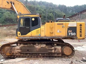 Excavateur KOMATSU Modèles PC750 PC450 PC360 CA30D d'Occasion en Excellent état Poids de fonctionnement de 40 tonnes Bon prix - Product Image 5