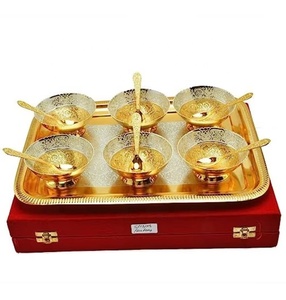 Royal Touch Luxuries, juego de seis cuencos chapados en oro y plata alemana de doble tono con bandeja y cuchara para decoración de mesa de boda para el hogar - Product Image 1