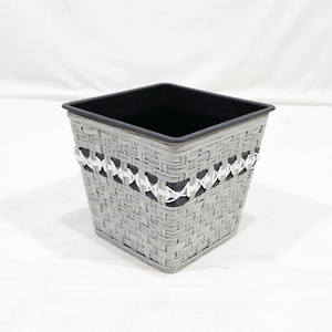 Trending Minimalist Eco-Friendly <b>Plastic</b> Square <b>Planter</b> Durable Weatherproof Indoor Outdoor Flower Pot - Product Image 4