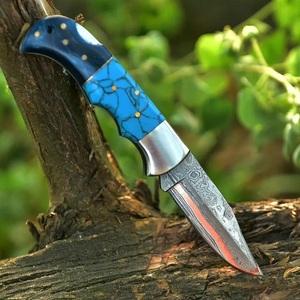 Couteau de poche pliable artisanal PASHA ENTERPRISES, manche en résine turquoise, lame en acier Damas Cooper, couteaux de chasse et de camping personnalisés - Product Image 2