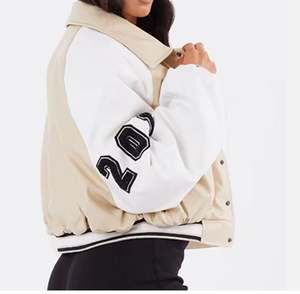 Chaqueta universitaria para mujer con construcción ligera, forro suave y estilo casual para atuendos diarios y precios al por mayor - Product Image 4