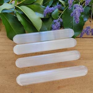 Venta al por mayor: Varita de cristal de selenita blanca de 15 cm, barra de limpieza energética natural para sanación Reiki, pulida para terapia de masaje, Año Nuevo - Product Image 6