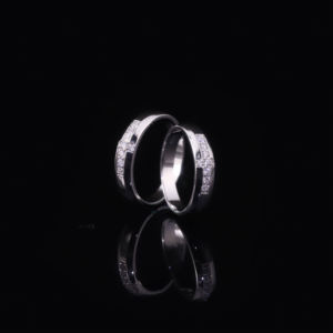 Unisex 925 <b>Silver</b> Moissanite Engagement Wedding Band <b>Ring</b> <b>Cross</b> Design Prong Setting Rhodium Plated IGI Certified Classic Style - Product Image 3