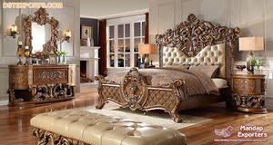 Lit capitonné de style couronne royale de luxe, style baroque royal italien, lits sculptés à la main, lits classiques de taille king pour la chambre à coucher, New York - Product Image 2
