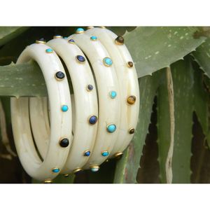 Bracelets contemporains en bambou et en bois, artisanat en résine et en bois - Product Image 6