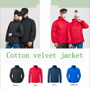 Veste en toile coupe-vent à capuche rouge pour homme, col montant, fermeture éclair, décontractée, pour l'extérieur, hiver, coupe régulière, extérieur en polyester - Product Image 3