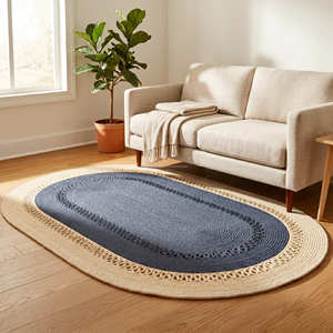 Tapis ovale en corde de coton design avec bordure bleue pour salon, table basse et maison de style côtier - Product Image 2