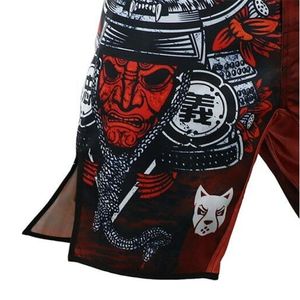 Shorts MMA unisexes pour adultes, impression par sublimation, motif loup rouge et noir sur le devant, design samouraï, évacuation de l'humidité, coupe régulière, sports de combat - Product Image 2