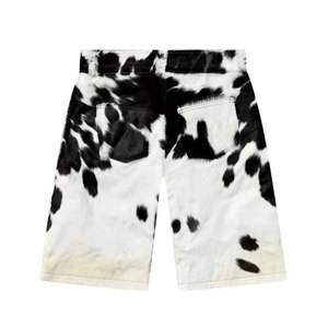กางเกงขาสั้นหนังวัวลายวัวสุดหรูสำหรับผู้ชายขายดี สไตล์ตะวันตก ดีไซน์เนอร์แฟชั่น สตรีทแวร์ กางเกงขาสั้นฤดูร้อน - Product Image 2