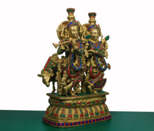 Statue Radha Krishna artisanale NIRMALA HANDICRAFTS, style Art déco, en laiton, pour décoration religieuse et culturelle de table. - Product Image 1