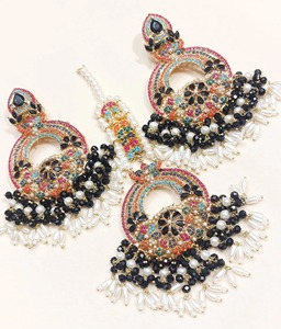 Elegant Afghan <b>Silver</b> Polki Diamond Style Two Layered Choker Necklace <b>Set</b> With Matching Floral Shaped <b>Stud</b> <b>Earring</b> - Product Image 3