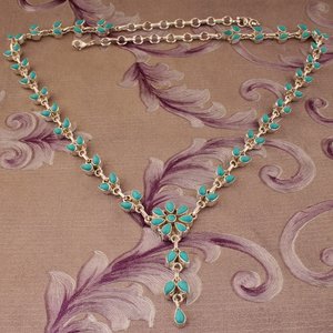 Breloque artisanale vintage en turquoise « La Belle Endormie » en argent sterling 925 avec pierre en forme de poire, bijou en pierre précieuse naturelle, cadeau pour femmes et hommes - Product Image 4