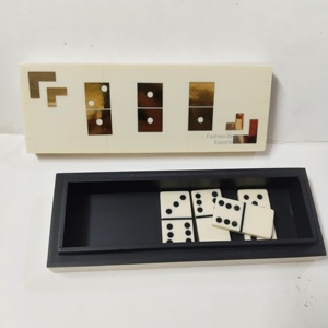 Ensemble de dominos en résine noire de qualité supérieure avec couvercle géométrique doré, boîte de jeu de table basse design, ensemble de dominos avec boîte de rangement crème - Product Image 6