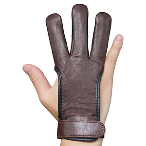 Gants de tir à l'arc en cuir marron personnalisés à 3 doigts, protection ajustable antidérapante pour la chasse et la pratique de tir sur cible - Product Image 5