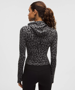 <b>Leopard</b> <b>Print</b> Zip-Up Hooded <b>Sweatshirt</b> Regular Sleeve Knitted Women Hoodies Bulk Clothing Custom Designs Premium Quality OEM - Product Image 2