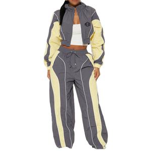 Ensemble de survêtement court color block pour femme, style streetwear sportif, coupe-vent léger avec taille à cordon de serrage, vente en gros OEM - Product Image 1