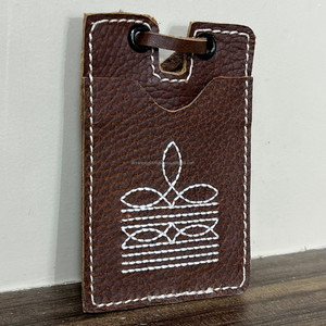 Nueva Etiqueta de bota de cuero de grano completo hecha a mano personalizada con diseño de bota Etiqueta de identificación de equipaje personalizable con correa para bolsos y calzado - Product Image 5