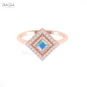 Anillo de Boda de Oro Puro de 14K con Ópalo Etíope, Diseño Moderno, Engaste de Bisel, Gema de 0.32CTW en Halo de Diamantes, Sin Níquel, Joyería Fina - Product Image 2