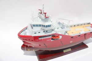 Maqueta de Barco Comercial de Madera Hecha a Mano - Réplica a Escala de Buque Remolcador de Carga, Decoración de Escritorio, Thien Ung 01 - Product Image 4