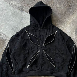 Sweat à capuche vintage noir de haute qualité, coupe oversize et courte, épaules tombantes, fermeture éclair, en molleton 100% coton brossé doux, impression DTG, coupe carrée et épaisse - Product Image 3