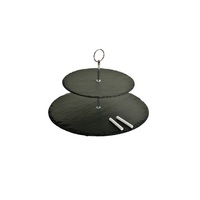 Élégant support à gâteau en marbre noir, plateau de service sur piédestal, veinage blanc, design moderne et mobile pour la décoration de pâtisserie de luxe à domicile.