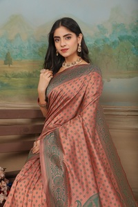 Sari de Seda Banarasi para Mujer, para Bodas y Recepciones, Precio de Fábrica, Cantidad Limitada para Exportación - Product Image 5