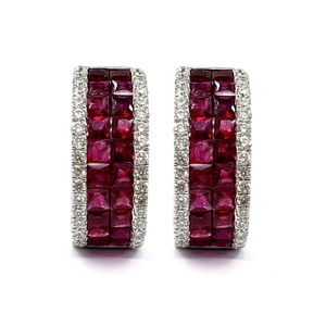 ต่างหูห่วงแบบคลาสสิกสำหรับผู้หญิงทำจากทองขาวและทับทิมสีทองขาว - Product Image 1