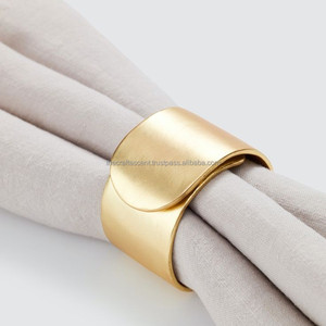 Anillo para Servilletas de Boda de Aluminio, Acabado Dorado de Lujo, Diseño Ecológico de Tres Hojas, Decoraciones Grabadas Personalizables - Product Image 6