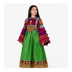 Lehenga Choli Tradicional India Verde Bordada de Algodón, Vestido Étnico de Boda para Mujer, Corte Holgado y Largo hasta el Suelo - Product Image 4