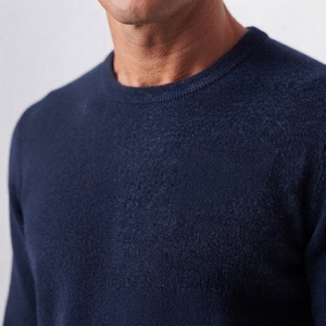 Sudadera de alto rendimiento para hombre que combina flexibilidad, durabilidad y comodidad premium para entrenamiento físico y salidas informales. - Product Image 6
