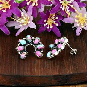 Boucles d'oreilles fines demi-cercle en pierre précieuse turquoise et coton faites à la main, style bohème du Sud-ouest, bijoux de cowgirl western - Product Image 4