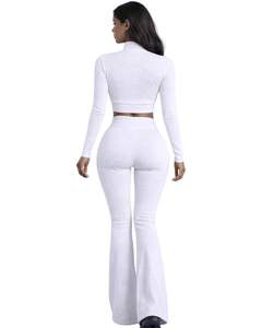 Conjunto de yoga de dos piezas para mujer, color blanco, top corto con cremallera y pantalones acampanados de cintura alta, ropa deportiva elástica para gimnasio, fabricante personalizado OEM - Product Image 2