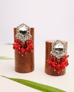 Boucles d'oreilles pendantes en gros, nouveau design, imitation perle, gouttes géométriques perlées, alliage de zinc, haute qualité, mode ethnique - Product Image 1